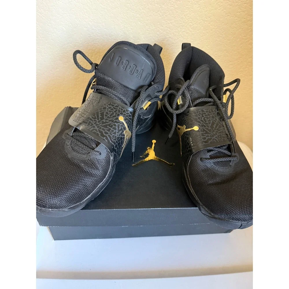 Jordan Super Fly 5 PO Black Metallic Gold Basketball Shoes Mens 11